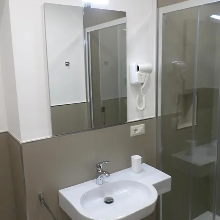 Bed & Breakfast Mansarda Del Sole 4*